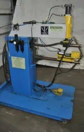 Robotron Series 30 rocker arm welder