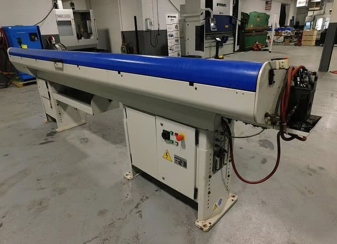 CNC bar feeder